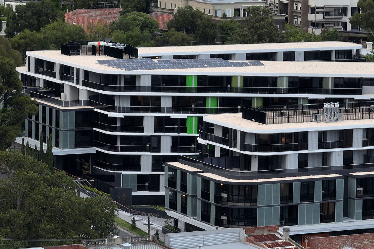 Sierra Apartments, Hawthorn, Victoria. Featuring five COLORBOND® steel colours, these carefully selected hues reflect the changing seasonal tones of Hawthorn's iconic tree-lined streets.