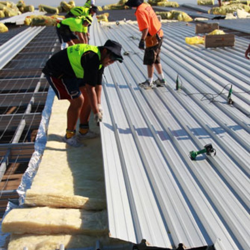 Warehouse cashes in on fast roofing solution - Stramit Building Products Media Release