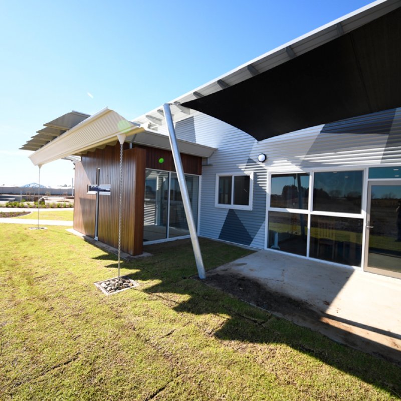 Steeline: St Anne’s Catholic School, Kialla