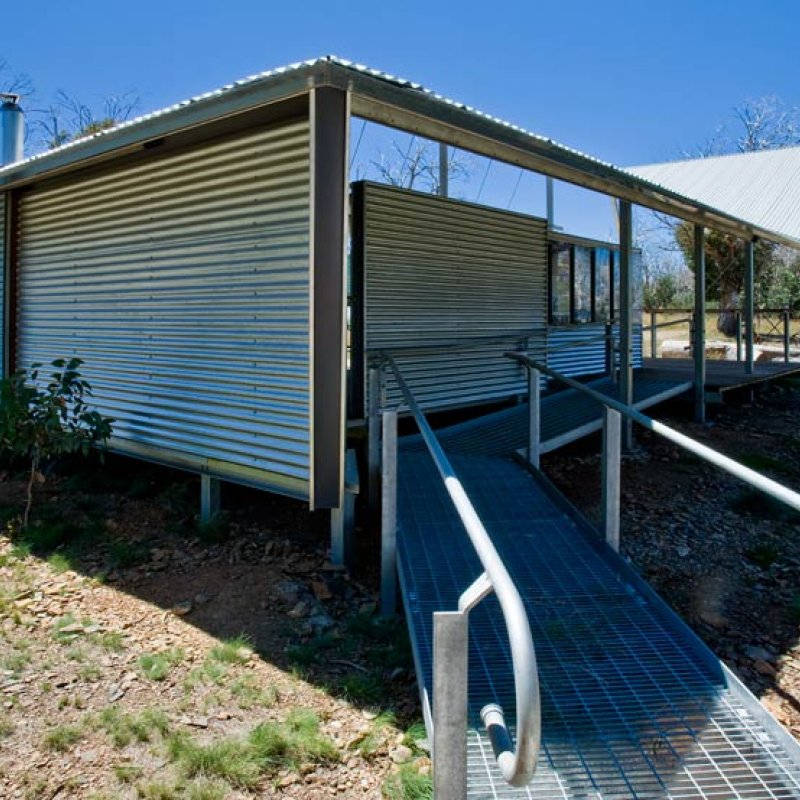 The Mt Franklin Visitors Shelter, with its environment-engaging exploded form, is anything but a typical bush hut.