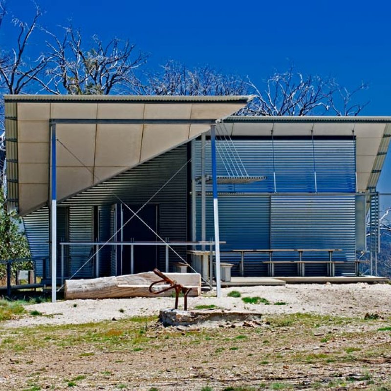 The Mt Franklin Visitors Shelter, with its environment-engaging exploded form, is anything but a typical bush hut.